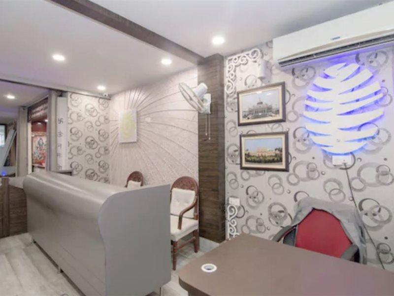 Syona Residency Hotel Lakhnau Kültér fotó