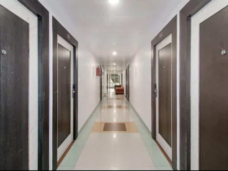 Syona Residency Hotel Lakhnau Kültér fotó
