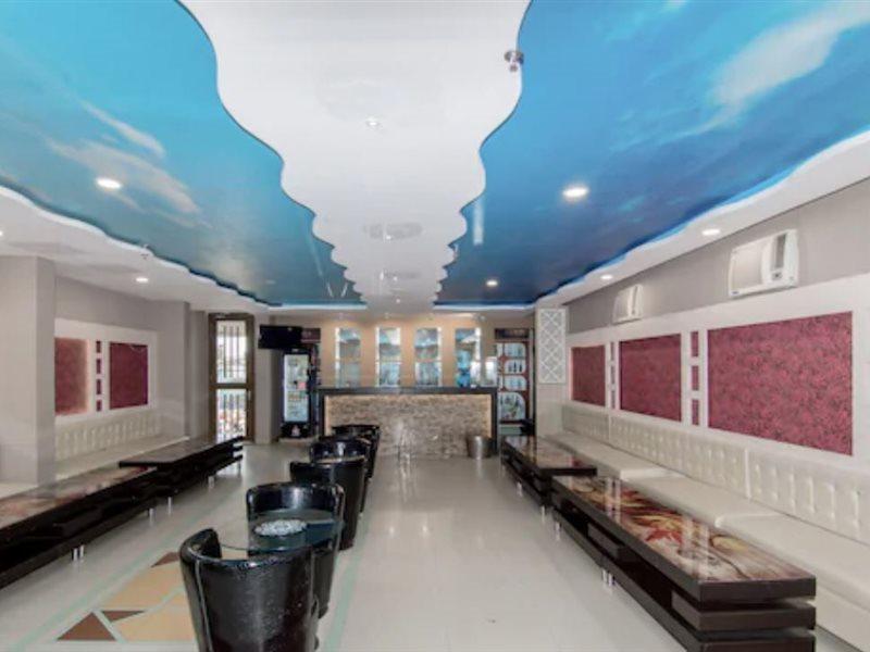 Syona Residency Hotel Lakhnau Kültér fotó